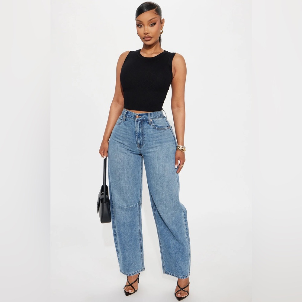 Nova Stars Barrel Leg Jeans - Medium Wash Size 7